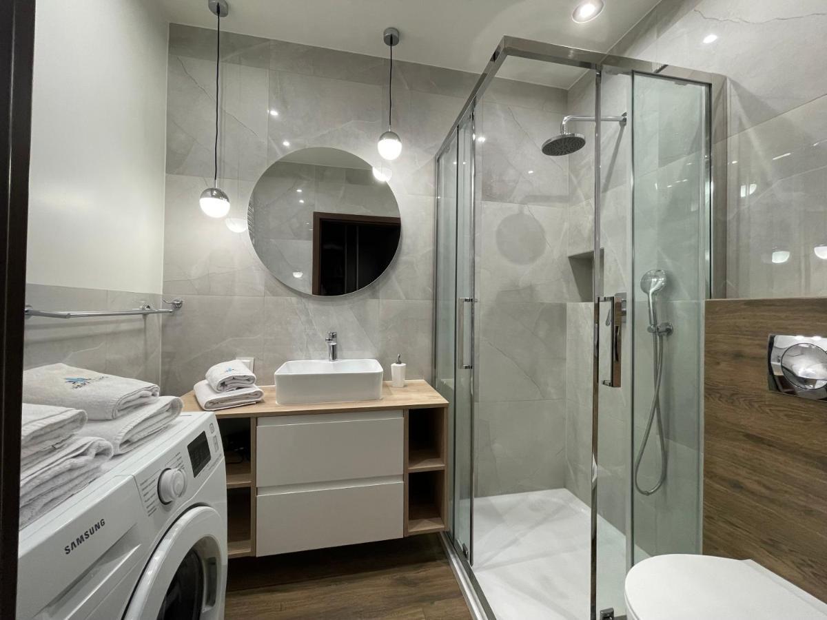 3l Aquarius Apartment